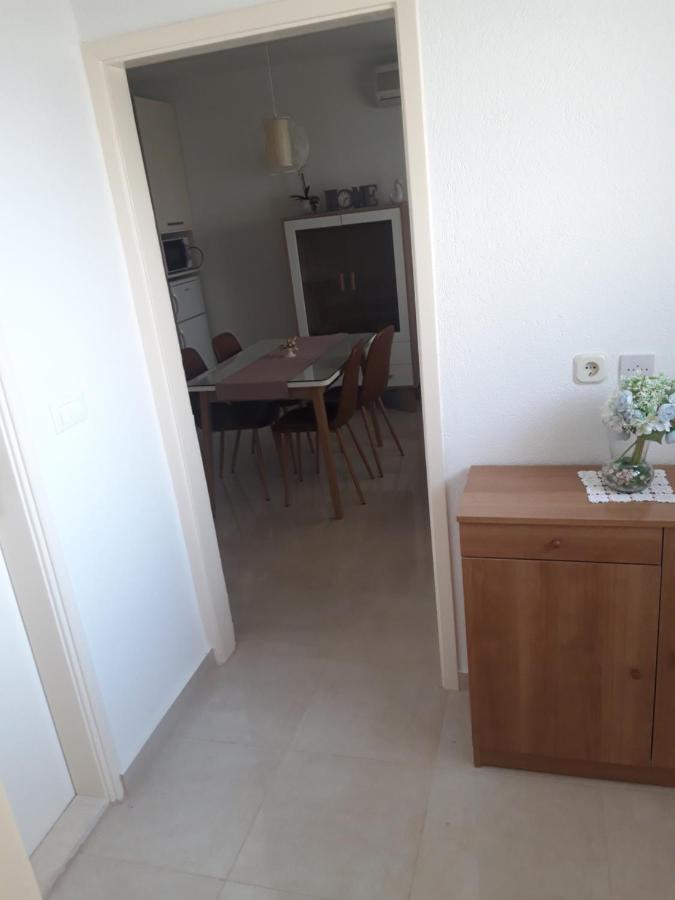 מאקרסקה Apartments Smiljana Mucic מראה חיצוני תמונה